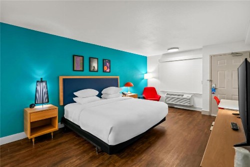 Quality Inn & Suites Indio I-10 - image 14