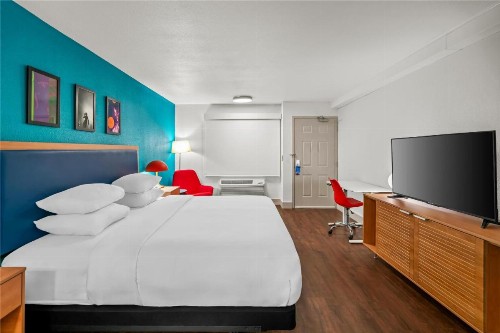 Quality Inn & Suites Indio I-10 - image 15
