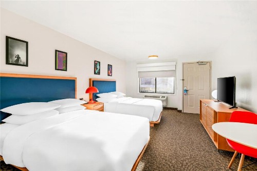 Quality Inn & Suites Indio I-10 - image 20