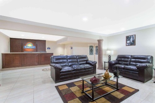 Days Inn by Wyndham Indio - image 2