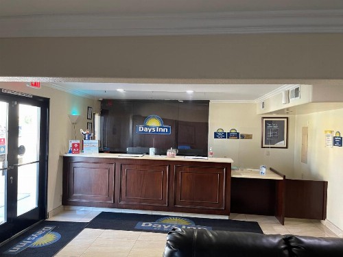 Days Inn by Wyndham Indio - image 25