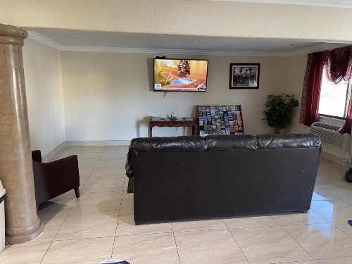 Days Inn by Wyndham Indio - image 26