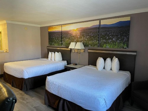 Days Inn by Wyndham Indio - image 28