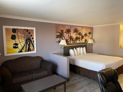 Days Inn by Wyndham Indio - image 35