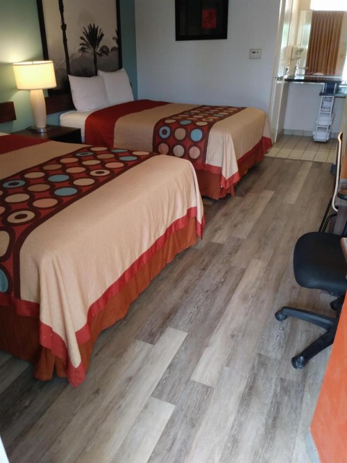 Super 8 by Wyndham Indio - image 46