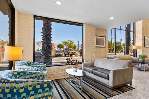 Best Western Date Tree Hotel - image 17