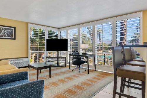 Best Western Date Tree Hotel - image 8
