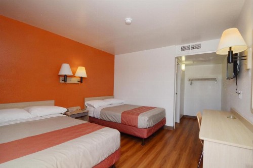 Motel 6-Indio CA - Palm Springs - image 12