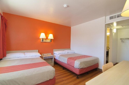 Motel 6-Indio CA - Palm Springs - image 9