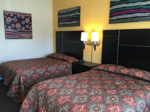 Indio Holiday Motel - image 12