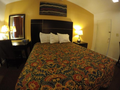 Indio Holiday Motel - image 16