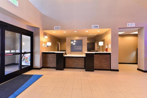 Holiday Inn Express Indio an IHG Hotel - image 43