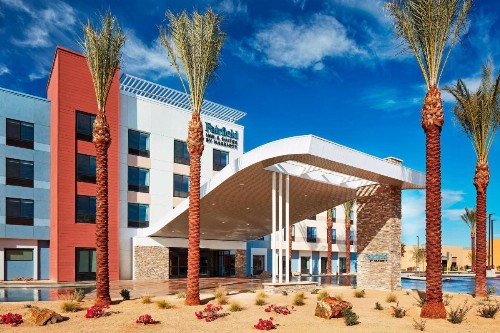 Fairfield by Marriott Inn & Suites Indio Coachella Valley - image 4