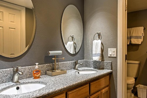 Indian Palms Country Club Townhome on Golf Course! - image 6