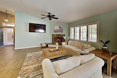 Indian Palms Gem - Private Pool & Hot Tub home