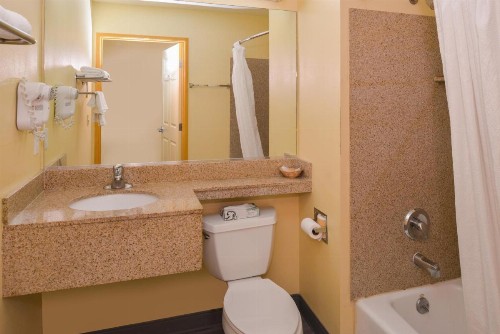 Value Inn Worldwide-LAX - image 11