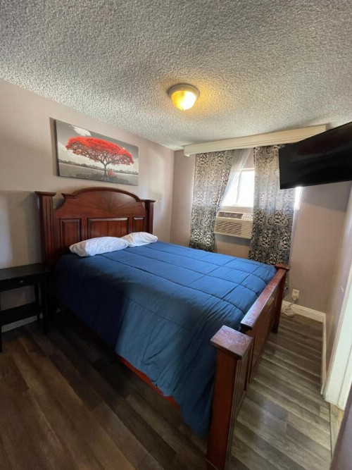 LA Adventurer Hotel - image 6