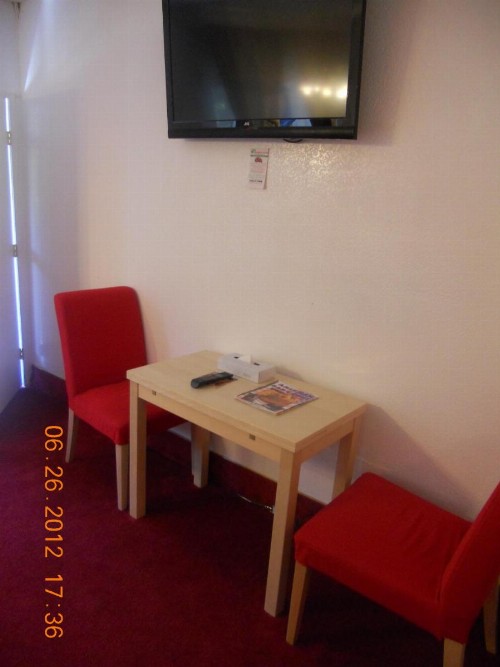 Tradewinds Airport Hotel - image 20