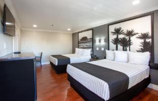 Super 8 by Wyndham Inglewood/LAX/LA Airport - image 4