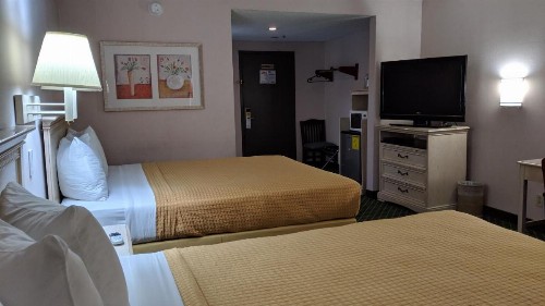 LAX Stadium Inn - image 6