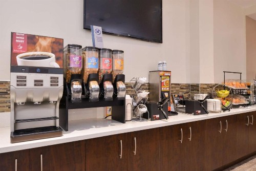 Best Western Airpark Hotel - Los Angeles LAX Airport - image 8