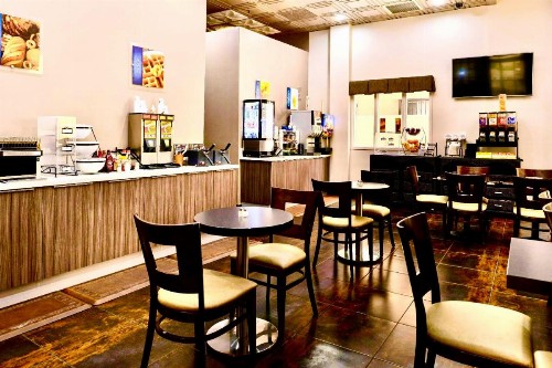 Best Western Plus Suites Hotel - Los Angeles LAX Airport - image 5