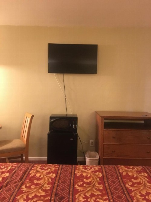 Century Inn at LAX - image 12