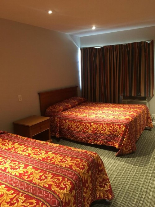 Century Inn at LAX - image 8