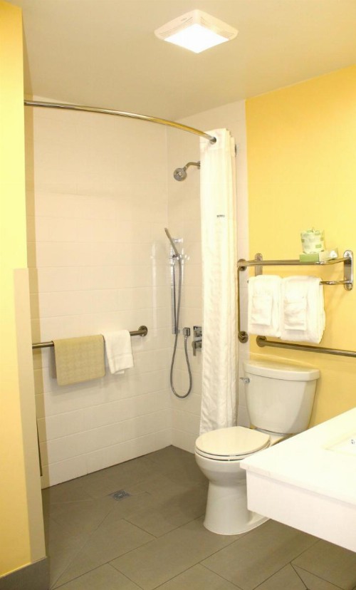 Days Inn by Wyndham Los Angeles LAX/VeniceBch/Marina DelRay - image 15