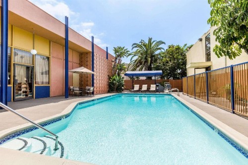 Days Inn by Wyndham Los Angeles LAX/VeniceBch/Marina DelRay - image 19