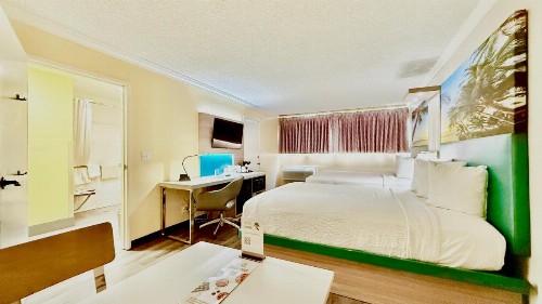 Days Inn by Wyndham Los Angeles LAX/VeniceBch/Marina DelRay - image 33