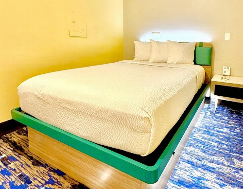 Days Inn by Wyndham Los Angeles LAX/VeniceBch/Marina DelRay - image 34