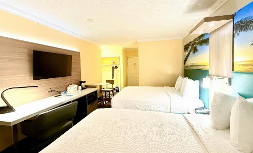 Days Inn by Wyndham Los Angeles LAX/VeniceBch/Marina DelRay - image 8