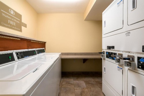 Candlewood Suites LAX Hawthorne an IHG Hotel - image 19