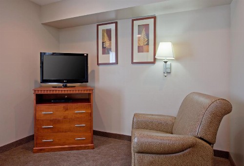 Candlewood Suites LAX Hawthorne an IHG Hotel - image 28