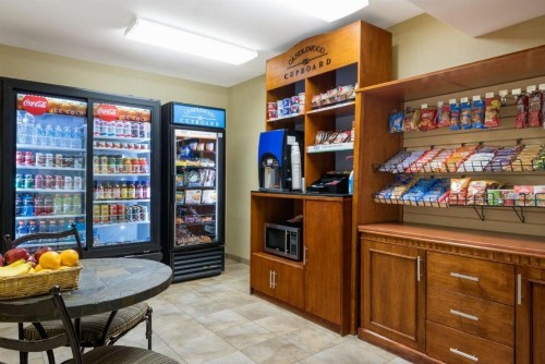 Candlewood Suites LAX Hawthorne an IHG Hotel - image 33