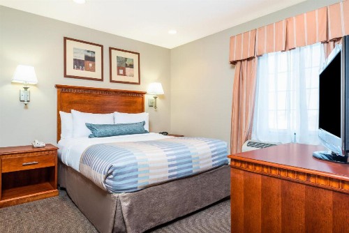 Candlewood Suites LAX Hawthorne an IHG Hotel - image 34