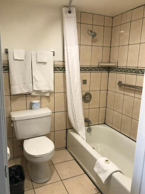 Economy Inn LAX Inglewood - image 11