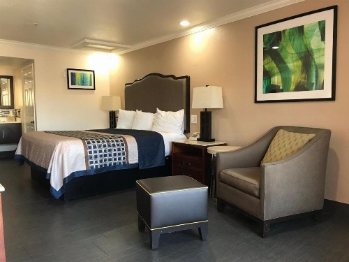 Economy Inn LAX Inglewood - image 7
