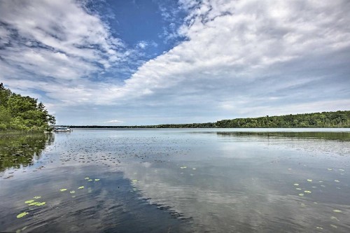 Interlochen Family Home on Green Lake - image 14