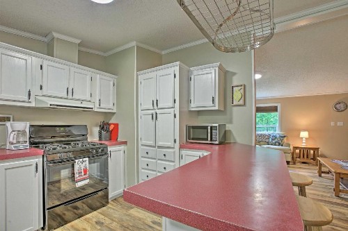 Interlochen Family Home on Green Lake - image 8