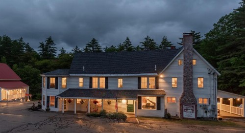 Cranmore Mountain Lodge Bed & Breakfast - image 21