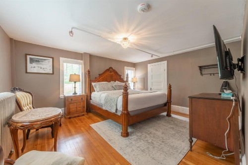 Cranmore Mountain Lodge Bed & Breakfast - image 41