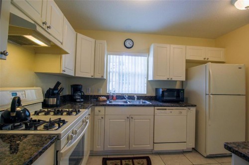 Condo Jelsma- 3 bedroom - image 10