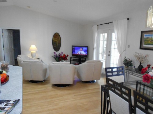 Close to bike trail and golf course- Comfort - 3 bedroom - image 10