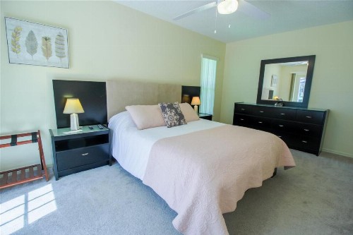 Our place in the SUN - Families- 4 Bedroom - image 10