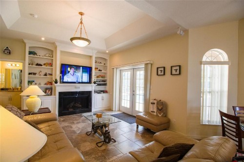Villa Eagle - Executive - 3 bedroom - image 12