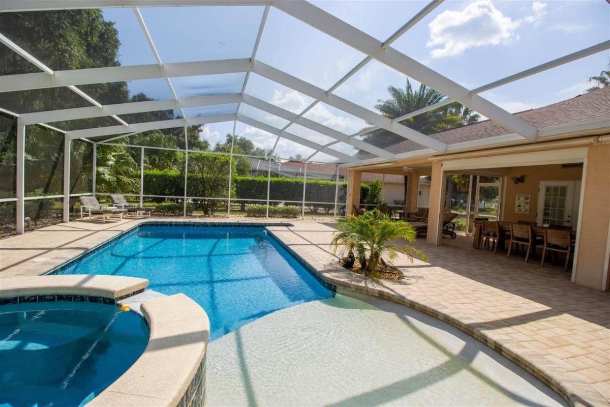 Villa Eagle - Executive - 3 bedroom - image 5