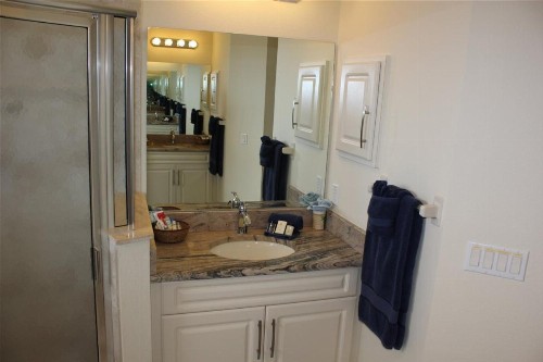Villa Eagle - Executive - 3 bedroom - image 7