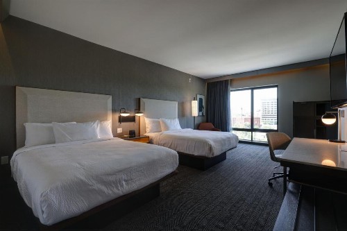 Courtyard by Marriott Iowa City University Heights - image 10